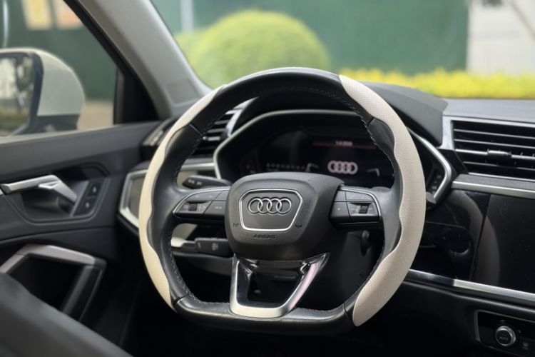 Used Audi Q3 2022 40 TFSI Fashion Dynamic Model