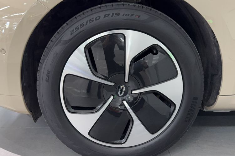 Used Hima AITO M5 2023 All-Electric Rear-Drive Standard Edition Exterior 3