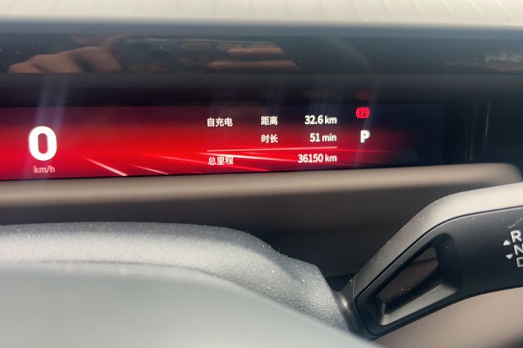 Used Lynk & Co Z10 2025 95 kWh 702 km All-Wheel Drive Intelligent Driving Ultra
