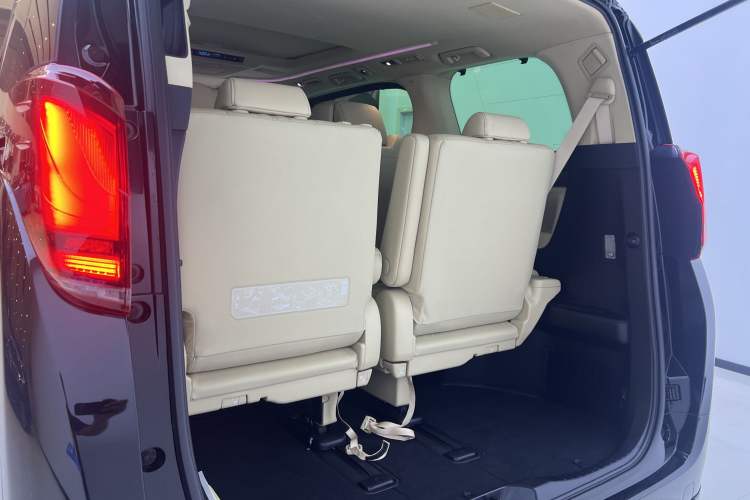 Used Toyota Vellfire 2020 Dual-Engine 2.5L HV Prestige Edition Interior 8