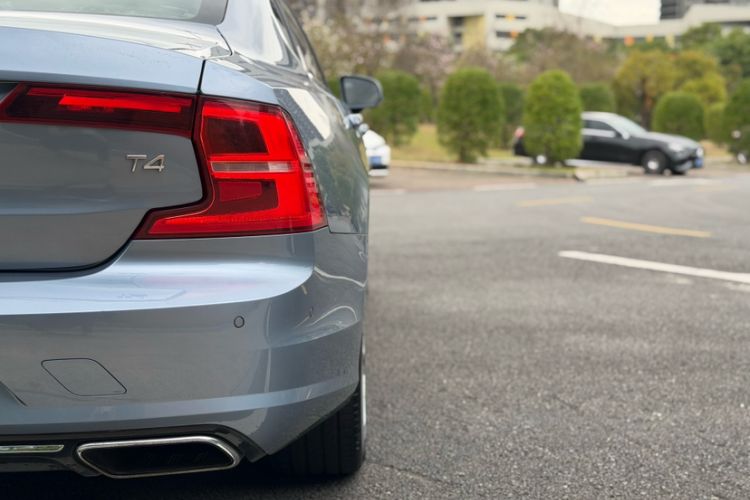 Used Volvo S90 2018 T4 Zhiyuan Edition