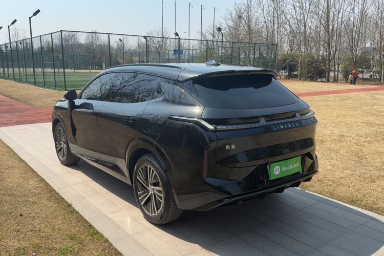 Used Lynk & Co 08 EM-P 2023 120km Long-Range Halo
