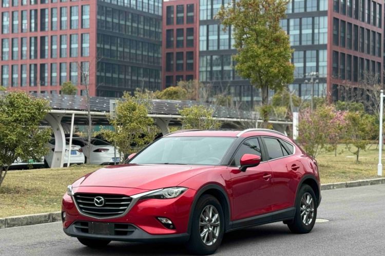 Used Mazda CX-4 2018 2.0L Automatic Two-Wheel Drive Blue Sky Premium Upgrade Version China V Standard