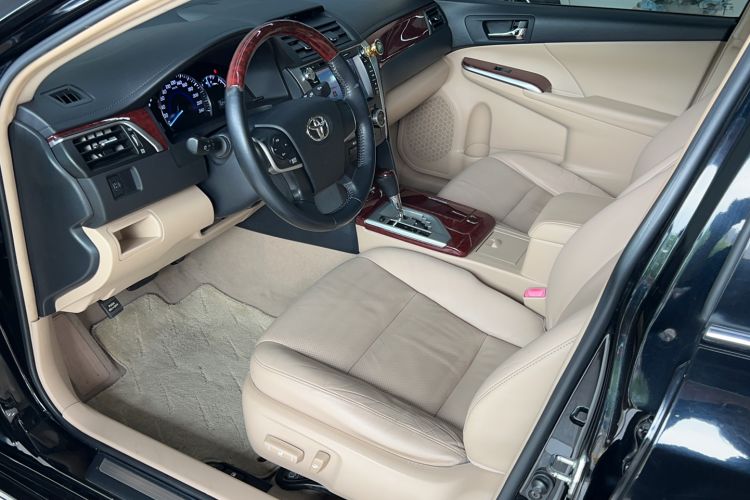 Used Toyota Camry 2013 2.0G Comfort Edition
