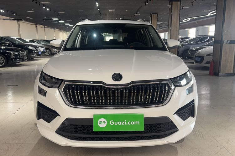 Used Skoda Kodiaq 2022 Facelifted TSI330 5-Seater Two-Wheel-Drive Luxury Edition