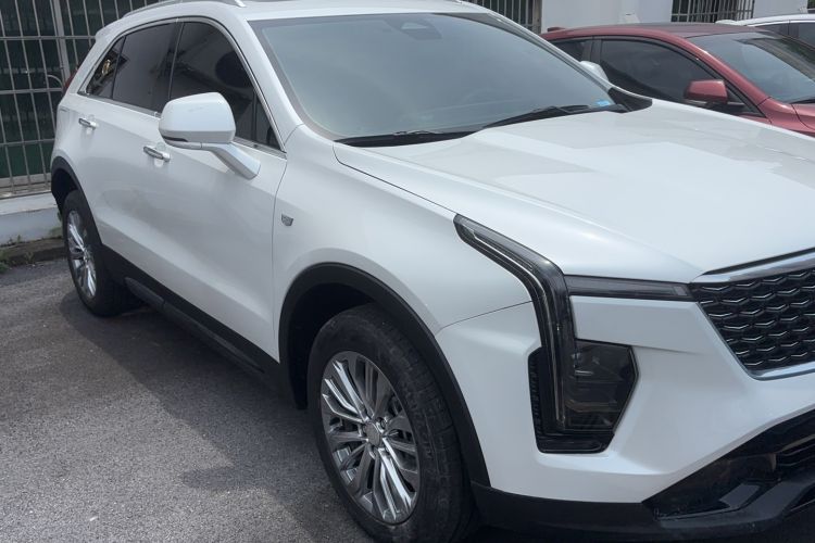 Used Cadillac XT4 2024 28T Two-Wheel-Drive Luxury Version
