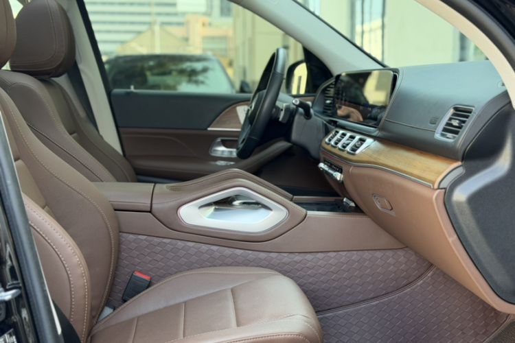 Used Mercedes-Benz GLE 2024 GLE 450 4MATIC AMG Line
