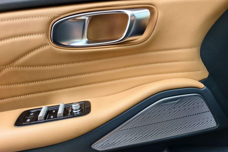 Used Geely Galaxy Galaxy Xingjian 7 EM-i 2025 120km Exploration+ Version