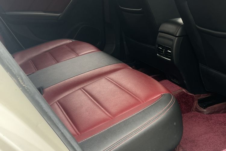 Used MG 6 2019 20T Automatic Trophy 10th Anniversary Edition Interior 4