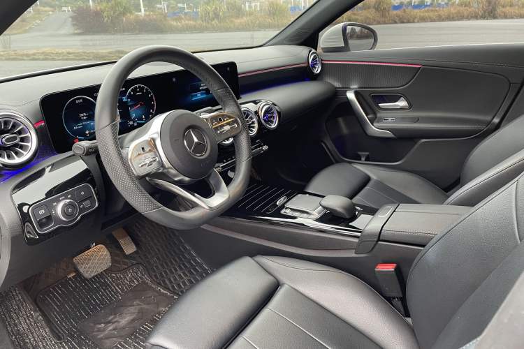 Used Mercedes-Benz A-Class 2022 Restyled A 200 L Sport Sedan Fashion Version