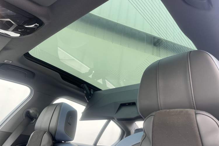 Used BMW i5 2024 eDrive 35L Luxury Model with M Sport Package