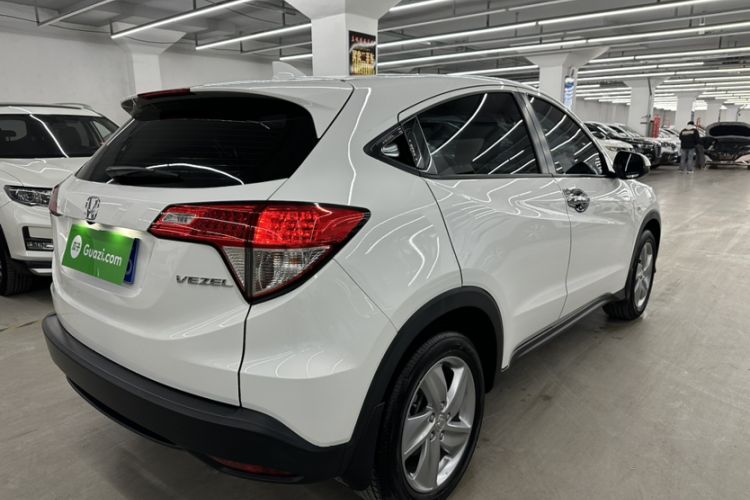 Used Honda Vezel 2022 1.5L CVT Elite Smart Edition Exterior 5