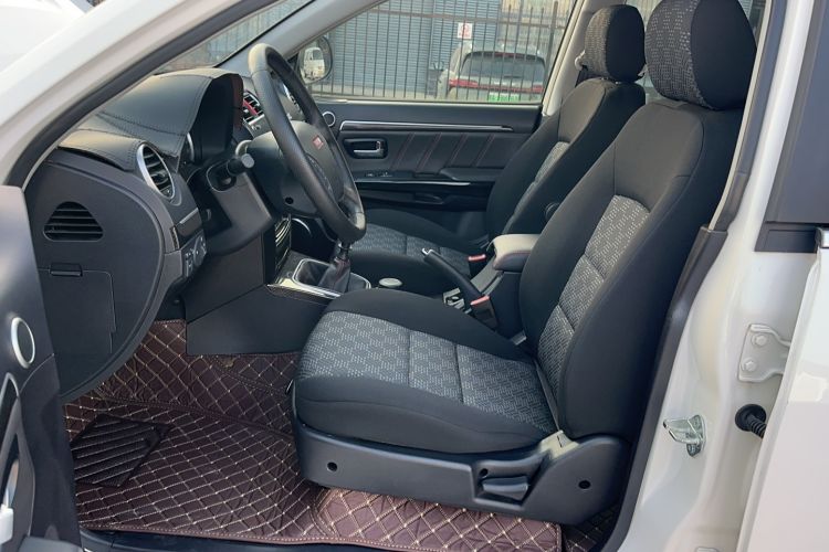 Used Haval H5 Classic 2015 2.0T Manual Two-Wheel Drive Advanced Version
