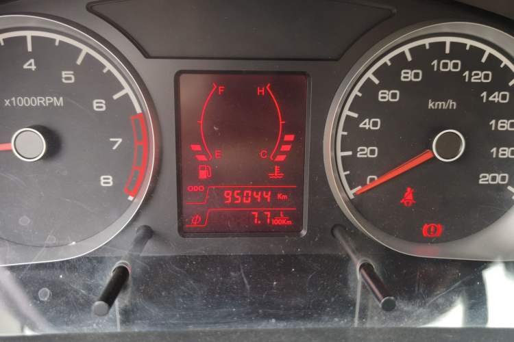 Used Suzuki Liana 2013 Hatchback 1.4L Manual Luxury Model