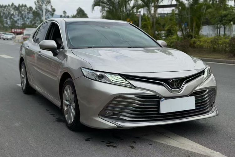 Used Toyota Camry 2019 2.0G Luxury Edition China VI Standard
