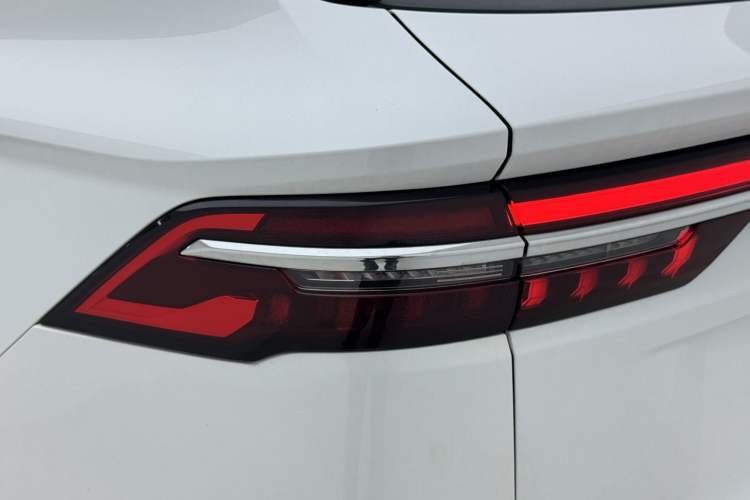 Used Geely Auto Monjaro L 2021 2.0TD DCT EVO Two-Wheel Drive Prestige Version Exterior 5