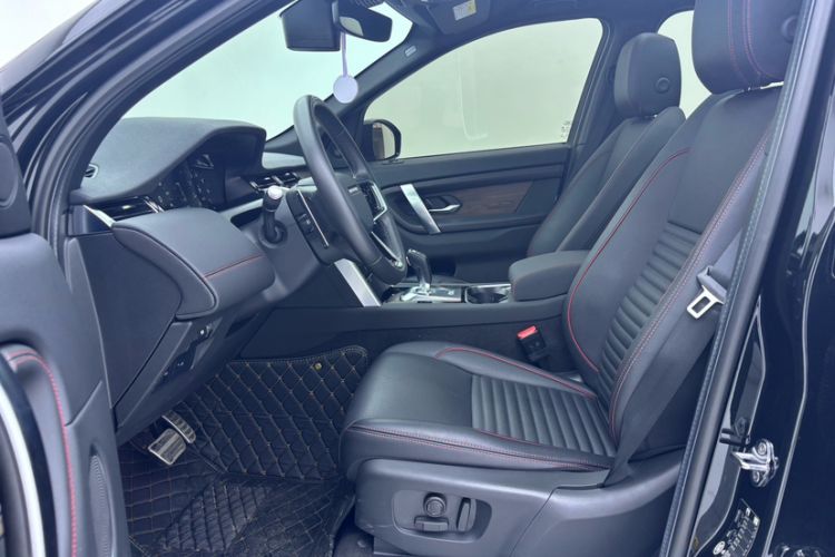 Used Land Rover Discovery Sport 2022 249 PS R-Dynamic SE Performance Tech Edition 5 Seats Interior 2