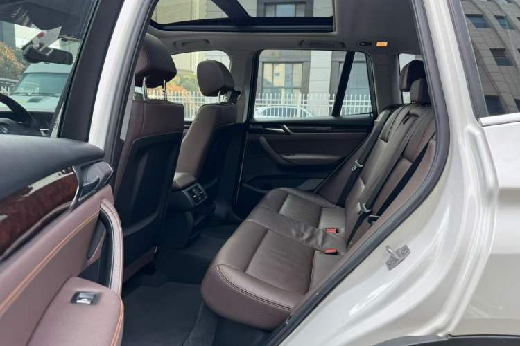 Used BMW X3 2014 xDrive20i X Design Package Interior 2