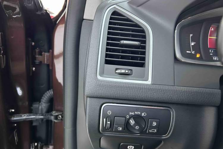 Used Volvo XC60 2015 T5 AWD Zhiyuan Edition