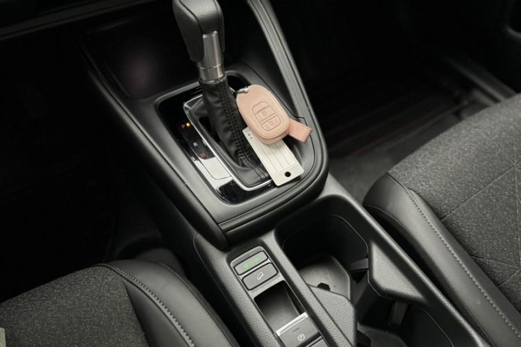 Used Honda Vezel 2023 1.5L CVT Tech Edition Interior 1