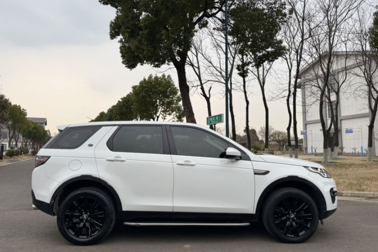 Used Land Rover Discovery Sport 2019 240 PS SE Version China VI Standard
