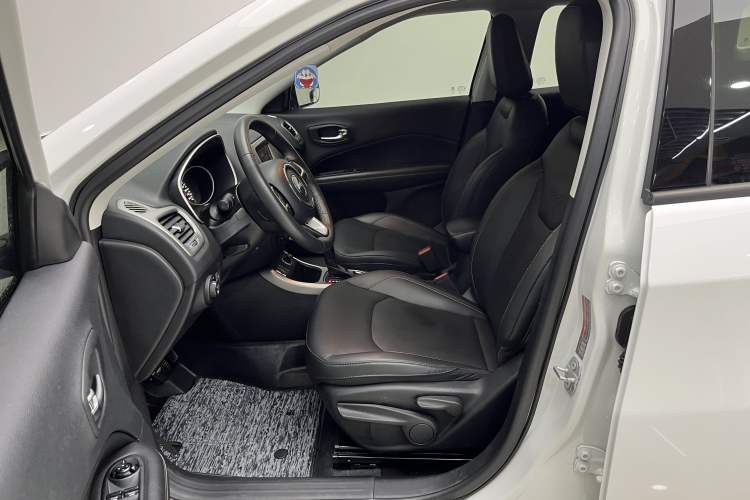 Used Jeep Compass 2017 200T Automatic Family Edition