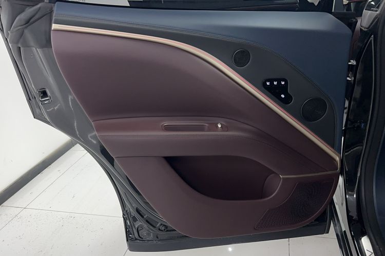 Used Avatr 11 2025 Ultra Extended-Range Edition
