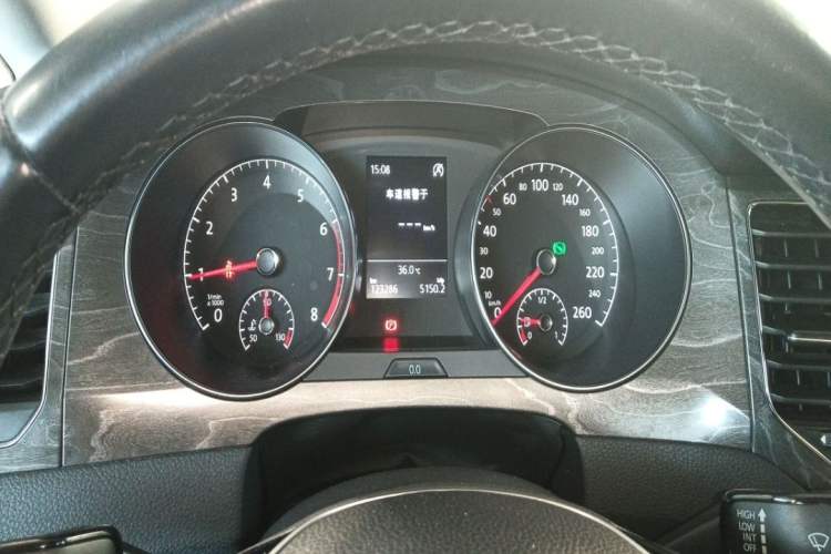 Used Volkswagen Golf Sportsvan 2016 280TSI Automatic Luxury Model