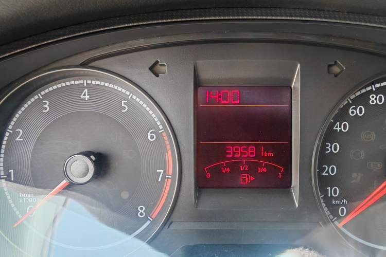 Used Volkswagen Santana 2021 1.5L Manual Fashion Edition Odometer Close Up