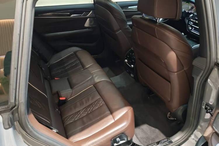 Used BMW 6 Series GT 2021 Revised Version 630i M Sport Touring Edition
