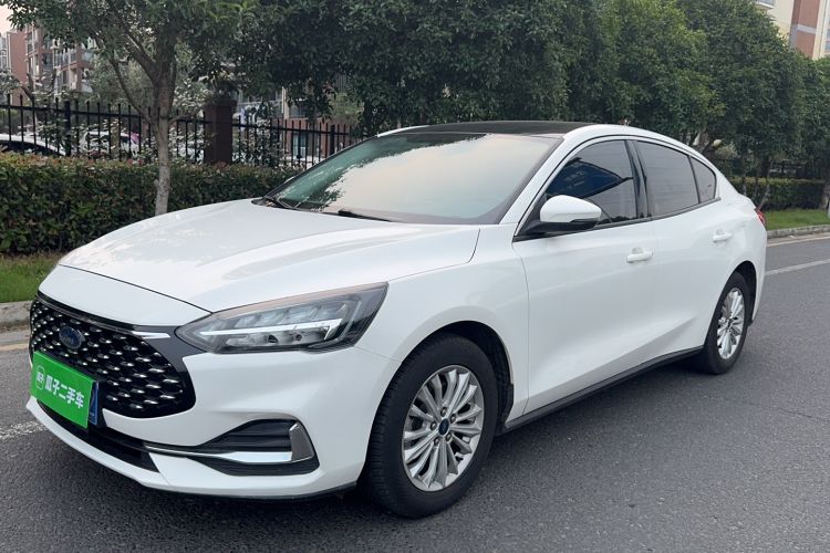 Used Ford Focus 2021 Sedan EcoBoost 180 Automatic Trendy Model
