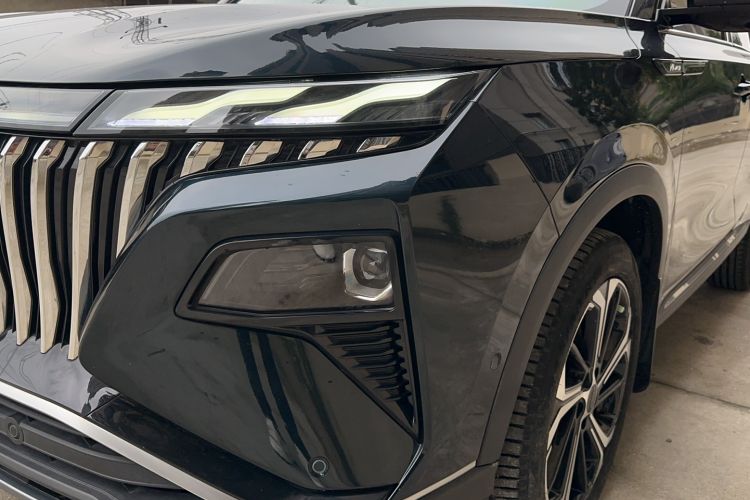 Used Dongfeng Aeolus Huge 2022 Mach Power 1.5T Dare-to-Love Edition
