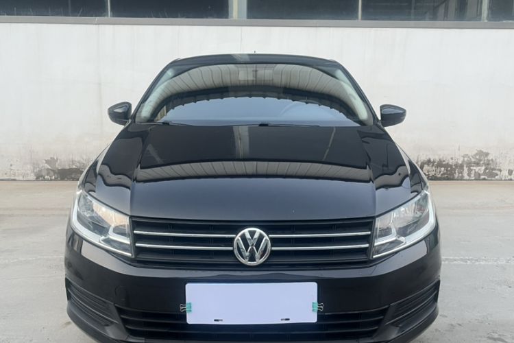 Used Volkswagen Santana 2016 1.4L Manual Fashion Edition
