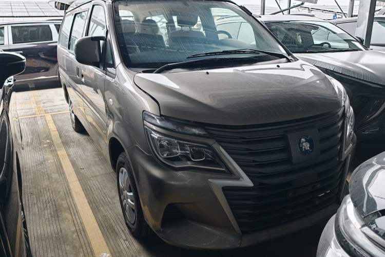 Used FORTHING Lingzhi M5 2025 Model, 420km Pure Electric Urban Version, 5-seater
