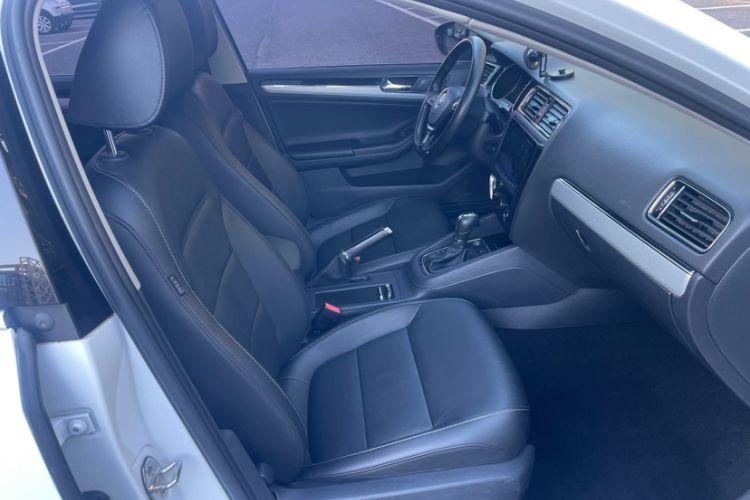 Used Volkswagen Sagitar 2017 180TSI Automatic Luxury Edition