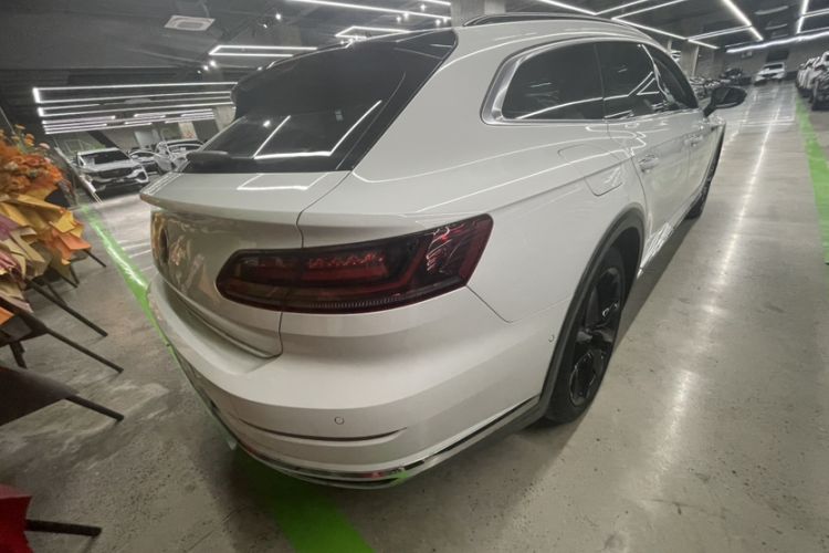 Used Volkswagen FAW-Volkswagen CC 2023 Hunting Vehicle 380TSI Hunter's Heart Edition
