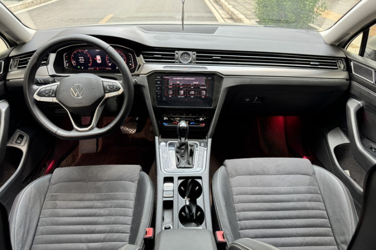 Used Volkswagen Magotan 2020 330TSI DSG Luxury Edition