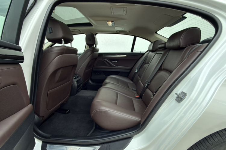 Used BMW 5 Series 2014 525Li Luxury Design Package
