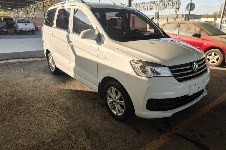 Used Dongfeng Fengon 330 2019 1.5L 330S Manual Comfort Version China VI Standard
