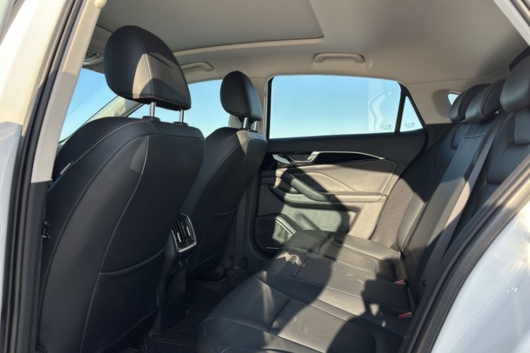 Used Bestune B70 2025 Dragon Edition 1.5T Enjoyment Model
