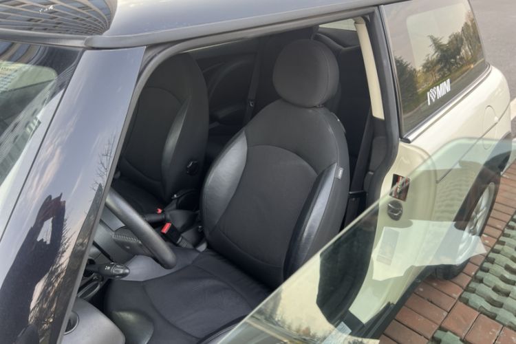 Used MINI MINI 2011 1.6L COOPER Fun