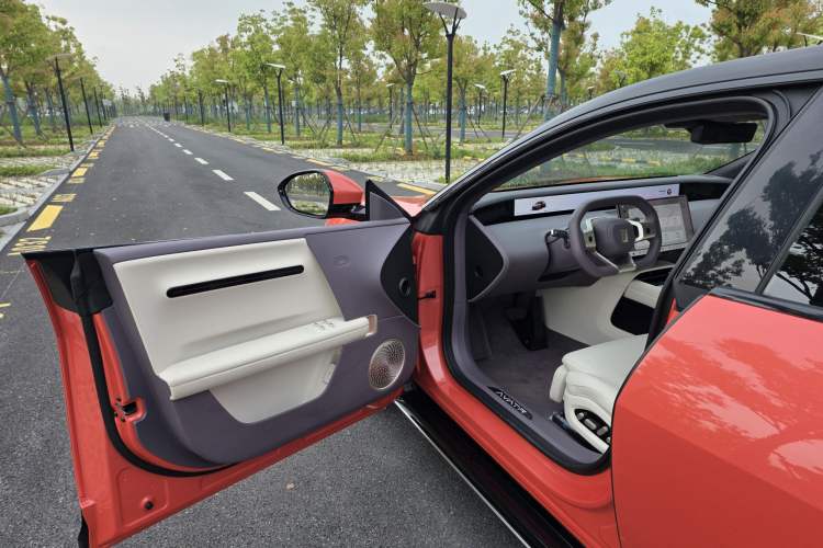 Used Avatr 06 2025 Pro Range-Extended Edition Interior 6