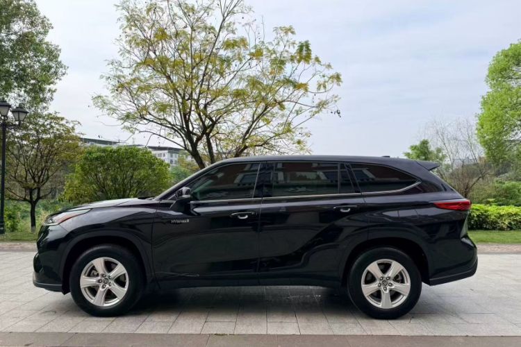 Used Toyota Highlander 2023 2.5L Smart Electric Hybrid Dual-Drive Elite Version 7 Seats