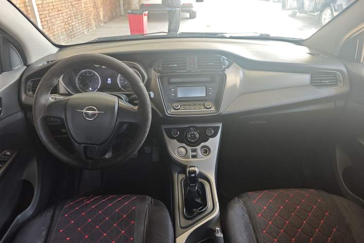 Used Haima M3 2016 1.5L Manual Comfort Model with Sunroof