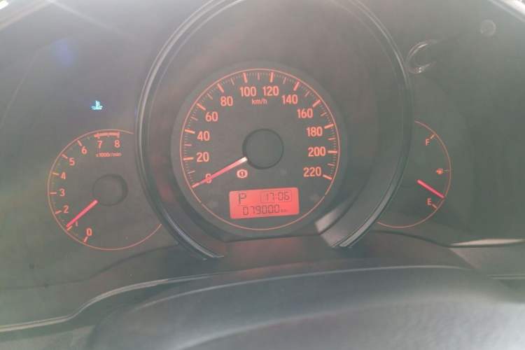 Used Honda Fit 2020 1.5L CVT Comfort Sunroof Version Odometer Close Up