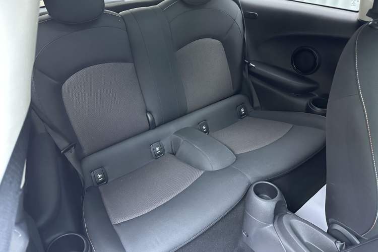 Used MINI MINI 2014 1.5T COOPER Fun
