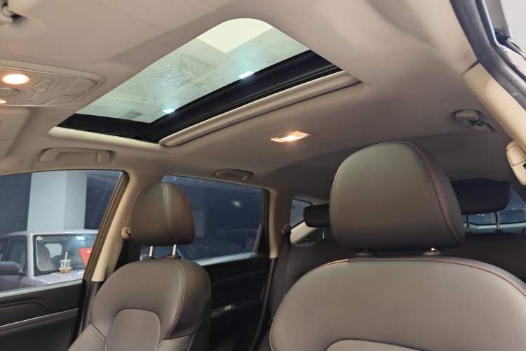 Used Haval M6 2019 1.5T DCT Two-Wheel Drive Elite Version China VI Standard