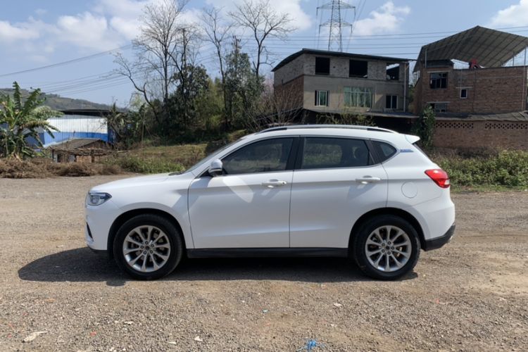 Used Haval H2 2017 Blue Label 1.5T Manual Two-Wheel Drive Luxury Model