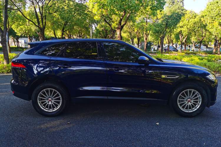 Used Jaguar F-PACE 2018 2.0T Two-Wheel Drive Urban Deluxe Edition