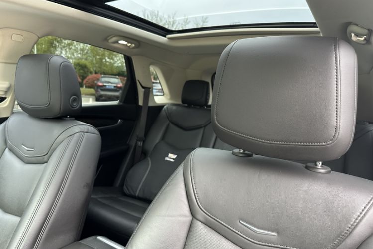 Used Cadillac XT5 2017 Anniversary Edition 28T Four-Wheel Drive Luxury Model
